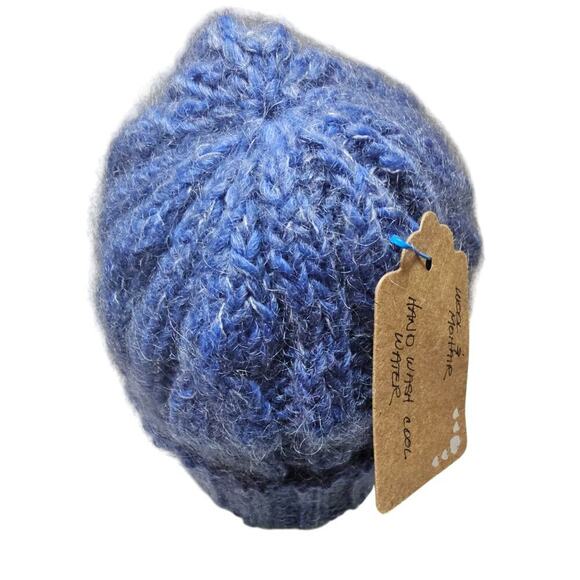 Mohair n Wool Blue twist chains Beanie NWT handmade. Never used. Warm. Soft. - Picture 3 of 12